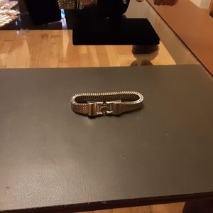 New and unique vintage jewelry